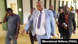 Job Sikhala going into court