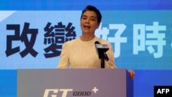 台灣資深演員賴佩霞在台北舉行的記者會上講話。（2023年9月14日）