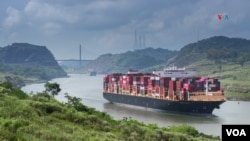 La Autoridad del Canal de Panamá no descarta que pueda reducirse aún más el número de tránsitos diarios, si se agrava la situación del agua, entre abril y mayo. [Foto: Edward Ley Ortiz. © Autoridad del Canal de Panamá]