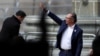 El Presidente de Colombia, Gustavo Petro, llega a una ceremonia oficial en el palacio de gobierno de La Moneda, en Santiago, Chile, el 11 de septiembre de 2023.
