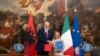 Kryeministrja italiane Giorgia Meloni dhe kryeminisri shqiptar Edi Rama nënshkruajnë marrëveshje për migracionin