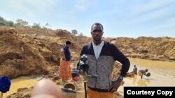 Kucherwa kwegoridhe zviri kunze kwemutemo kunonzi kuri kuwedzera kuparadzwa kwezvakatikomberedza munyika.