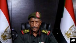 蘇丹軍隊2023年4月21日提供的視頻截圖顯示，蘇丹武裝部隊總司令布爾漢將軍在一個沒有披露的地點發表近一個星期前衝突爆發以來的第一次講話。