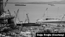 Ömrünü tamamlamış gemilerin sökümü yapılarak başta demir çelik olmak üzere birçok sanayiye hammadde sağlayan gemi geri dönüşüm sektöründe, Türkiye dünya dördüncüsü konumunda.