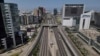 La Vía Rápida Libre, en el distrito San Isidro de Lima, la capital Perú, en una imagen del 5 de abril de 2022. Las autoridades peruanas informaron el 9 de febrero de 2024 que tras un operativo lograron la liberación de 6 menores de edad de nacionalidad venezolana.