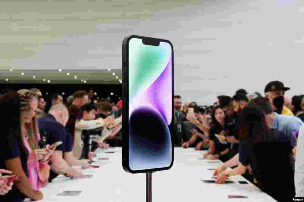 En las instalaciones de Cupertino, California, el 7 de septiembre, se presentó el 14, hasta el momento, modelo más reciente del iPhone. 