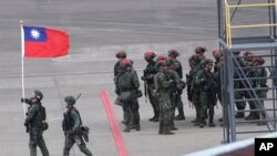 资料照片：台湾军队在北部桃园地区进行汉光演习训练。（2023年7月26日)