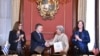 El Ministro de Relaciones Exteriores de Uruguay, Omar Paganini, y la Subsecretaria de Comercio Internacional, Marisa Lago, en la Embajada de Estados Unidos en Montevideo, el 11 de abril de 2024. Foto cortesía Embajada de EEUU en Uruguay.
