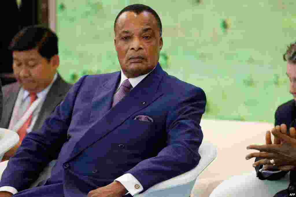 Na República do Congo, Denis Sassou Nguesso, de 80 anos, foi Presidente de 1979 a 1992 e depois de 1997 até ao momento - um total de 39 anos no poder.