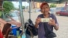 "Está muy caro": A los venezolanos les preocupa cuánto llegará a costar el dólar