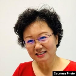 青島前政協委員王瑞琴女士（照片由王瑞琴女士提供)