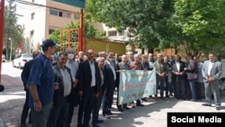 اعتراضات سراسری بازنشستگان مخابرات، خرم‌آباد دوشنبه ۴ اردیبهشت ۱۴۰۲