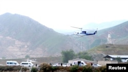 İran prezidenti İbrahim Rəisini daşıyan helikopter qəzaya uğramazdan öncə İran-Azərbaycan sərhədi yaxınlığında. (19 may, 2024-cü il)