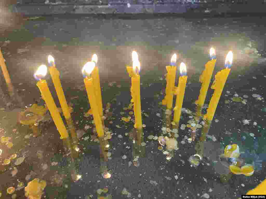 Godišnjica tragedije u Osnovnoj školi "Vladislav Ribnikar" u Beogradu (foto: Glas Amerike / Stefan Miljuš)