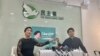 香港民主黨主席羅健熙出席前主席劉慧卿網台節目表示，難以聯絡政府委任的地區”三會“成員，尋求區議會選舉提名。(美國之音/湯惠芸)