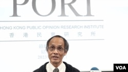 香港民意研究所行政總裁鍾庭耀表示，截止9月底只有一位人士與民研洽購有關身份認同的付費調查資料。(美國之音/湯惠芸)