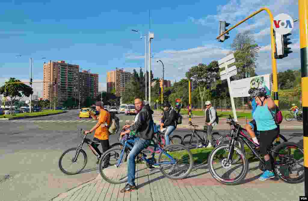 El índice Copenhagenize, que realiza una clasificación de las mejores ciudades del mundo para circular en bicicleta, en 2019 ubicó por primera vez, a la capital colombiana en el puesto 12, la mejor en la región, superando a ciudades como Barcelona y Berlín. 