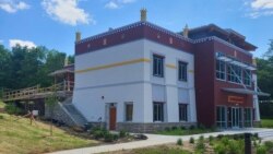 རྒྱལ་མཆོག་སྐུ་ཕྲེང་བཅུ་བཞི་པའི་དཔེ་མཛོད་དང་སློབ་གཉེར་ཁང་གསར་འཛུགས། 