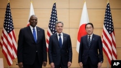 2024年7月29日，美国国防部长奥斯汀、美国国务卿布林肯和日本首相岸田文雄在东京会晤。(美联社照片)