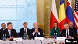 Президент США Джо Байден відвідує саміт дев'яти країн-членів НАТО з Центральної та Східної Європи "Бухарестська дев'ятка" 22 лютого 2023 року. Фото: Reuters/Evelyn Hockstein