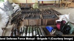 ချင်းညီနောင် (Operation CB) နှင့် မဟာမိတ်များမှ စစ်ကောင်စီရဲ့ မတူပီအခြေစိုက် ခမရ ၃၀၄ သိမ်းပိုက်ပြီး ထုတ်ပြန်ထားသည့် မှတ်တမ်း ဓာတ်ပုံများ။
