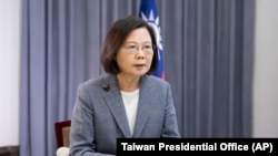 资料照片：台湾总统蔡英文2023年4月11日在台北发表讲话。（美联社照片）