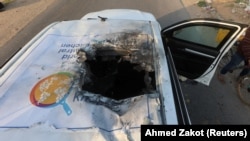 Carro da organização World Central Kitchen (WCK) atacado, pelo exército israelita que matou sete funcionários, Gaza, 2 abril 2024