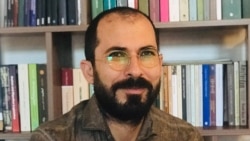 Teoman Aktan: İranda türkcə hakim rəvayətlərə qarşı alternativ rəvayətlərin dilidir