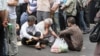 انتقاد یک روزنامه از دولت رئیسی؛ آمارهای اقتصادی از داخل و خارج دروغ است