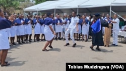 Vadzidzi vepaSally Mugabe Hospital muHarare vapedza zvidzidzo zvavo.