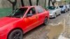 Vuelve “el calvario” de las largas colas para surtirse de gasolina en Venezuela