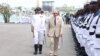 Mfalme Charles na Camilla watazama mafunzo Kenya yaliyotolewa na jeshi la maji la Uingereza 