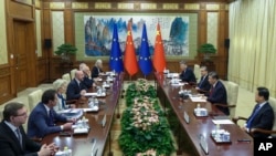 中國國家主席習近平在北京與歐盟委員會主席馮德萊恩會談。(2023年12月7日)