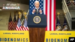 ARCHIVO - El presidente Joe Biden habla sobre la economía en el Centro de Artes Escénicas del Prince George's Community College, el 14 de septiembre de 2023, en Largo, Maryland. 