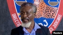 Joseph Felix Badio, arrestado como sospechoso ordenar el asesinato del presidente haitiano Jovenel Moise, en una foto divulgada por la policía de Haití el 19 de octubre de 2023.