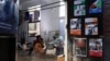 Young Chinese Seek Freer Life in Southwestern City