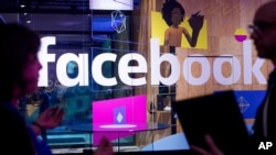 Facebook 
