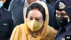 Rosmah Mansor, wife of former Malaysian Prime Minister Najib Razak, arrives at Kuala Lumpur High Court in Kuala Lumpur, Sept. 1, 2022. 