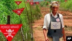 Princesa Diana em Angola em 1997