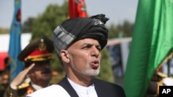 قرار است که آقای غنی، در حاشیۀ کنفرانس بروکسل، با سران و مقامات عالی رتبۀ کشورهای اشتراک‌کننده در این کنفرانس دیدار و گفتگو کند