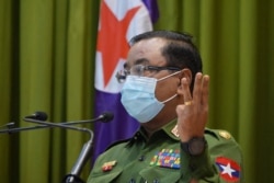 Juru bicara militer Myanmar Brigadir Jenderal Zaw Min Tun berbicara dalam jumpa pers di Naypyidaw pada 26 Januari 2021. (Foto: AFP)