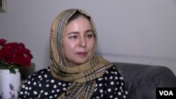  حلیمه دیبا، افغانه ښوونکې