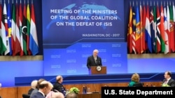 Državni sekretar SAD Reks Tilerson na otvaranju ministarskog sastanka Globalne koalicije za borbu protiv ISIS-a. 