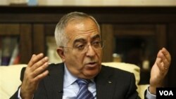 PM Palestina Salam Fayyad PM mundur setelah lama berselisih dengan Presiden Abbas soal kebijakan ekonomi dan kekuasaan perdana menteri. (foto: dok).
