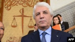Tayeb Louh avait été condamné en octobre pour les mêmes chefs d'inculpation dans un autre procès. (AFP)
