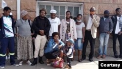 FILE PHOTO: Amalunga ebandla leMRP engaphandle kweTredgold Magistrates Court koBulawayo
