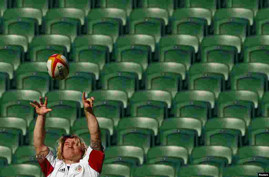The British and Irish Lions rugby team player Richard Hibbard practices his throwing during the captain's run at the NIB Stadium in Perth, Australia.
