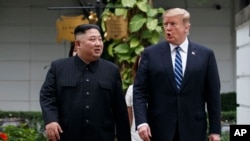 美国总统特朗普和朝鲜领导人金正恩2019年2月28日在河内举行美朝峰会。