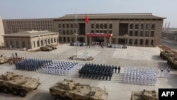中国军人2017年8月1日在吉布提(Djibouti)举行新基地启用仪式（中国军方图片）