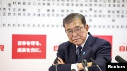 2024年10月27日，日本首相石破茂在东京自民党总部向媒体发表讲话。